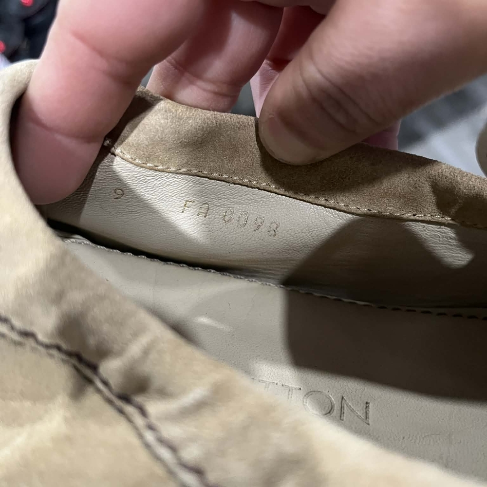 Louis Vuitton Men’s Suede Driving Loafers in Tan Small Details Photos - Picture 8 of 12